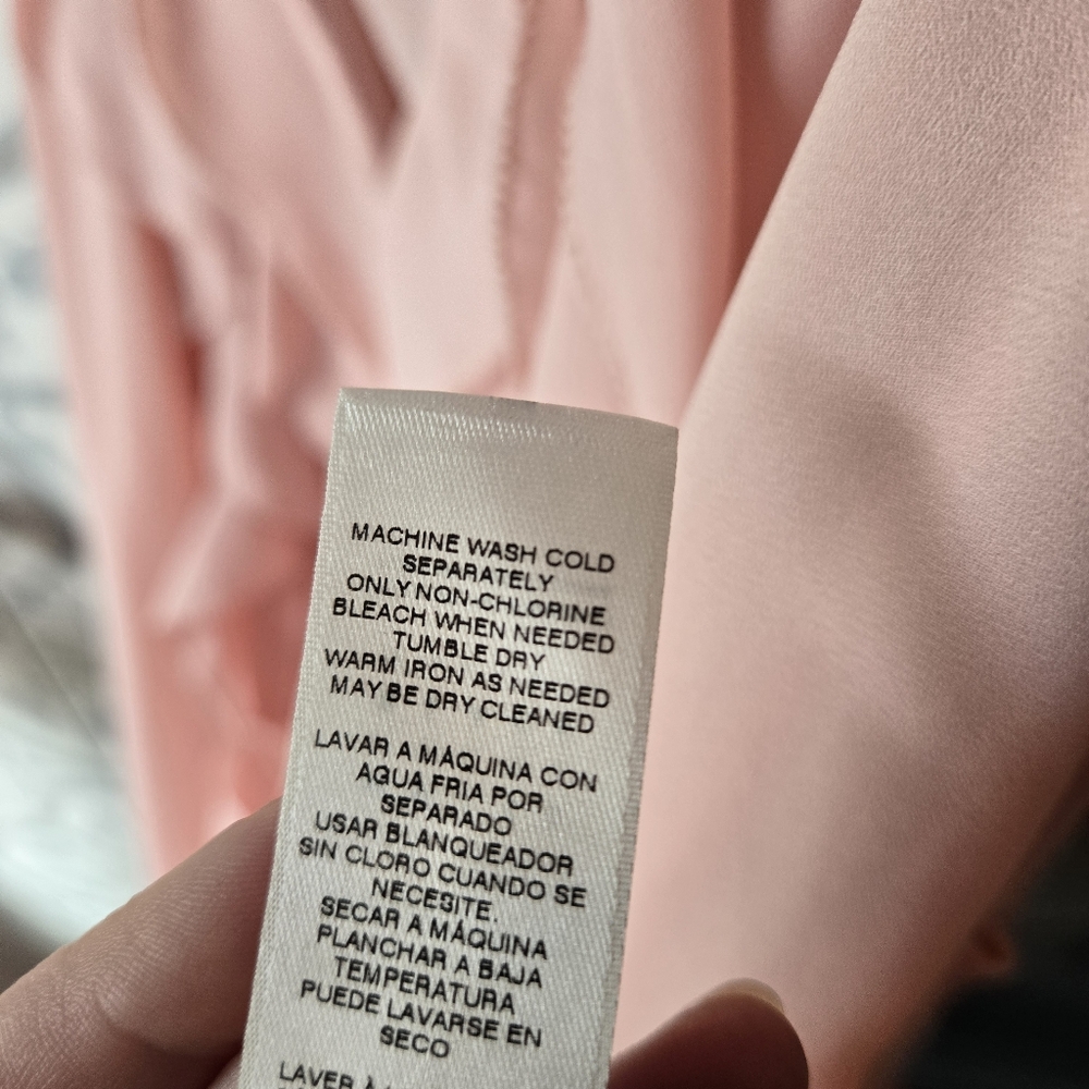 WHBM Pink Ruffled Sleeveless Top - Picture 4 of 4